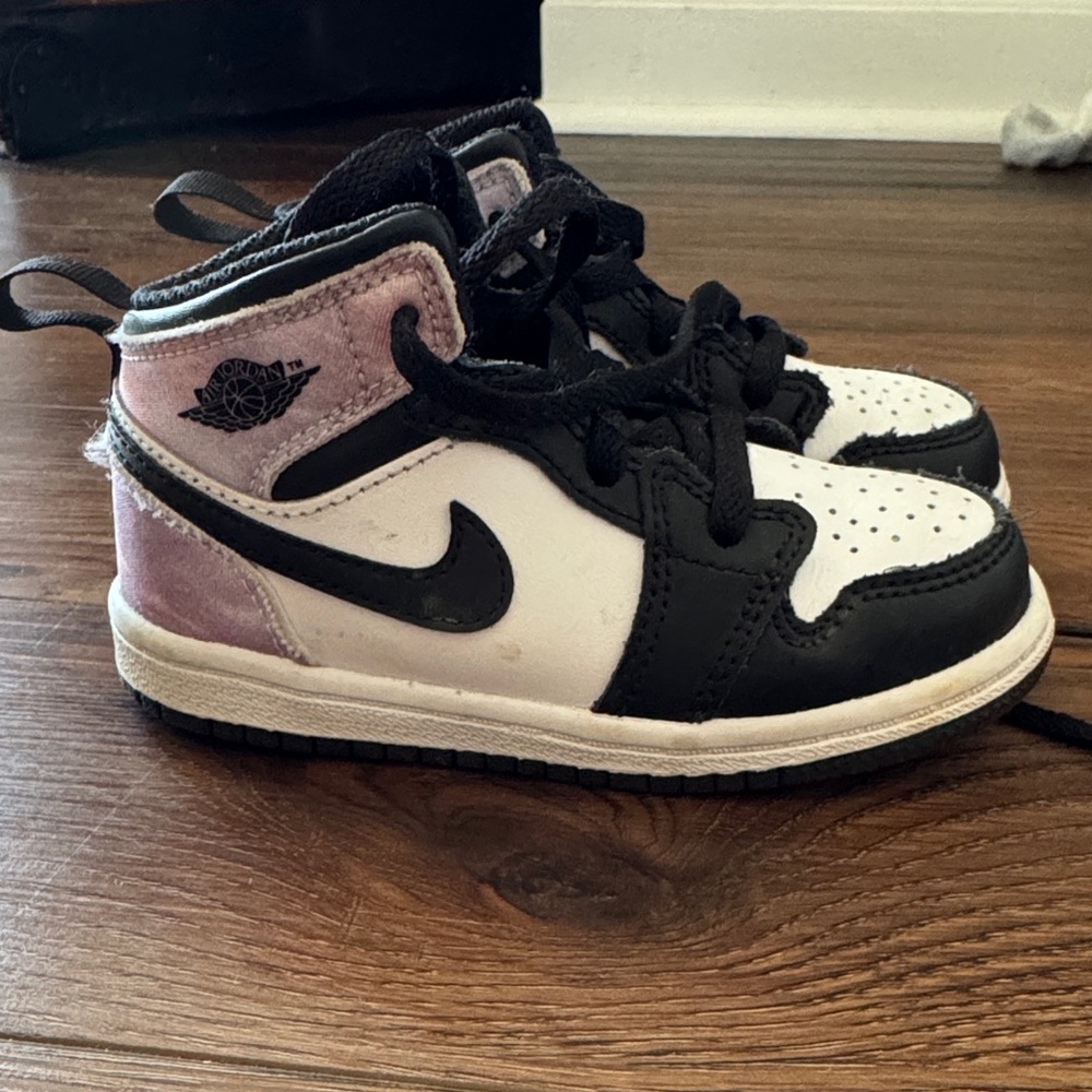 Nike Kids Black, White, and Pink Sneakers